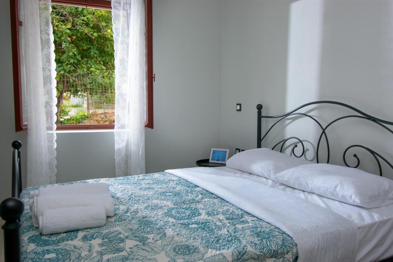 Pavlakis Lemon-Tree House Villa Elounda Eksteriør billede
